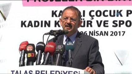 Bakan Mehmet Özhaseki: "Otlar Kurumasın Diye Para Toplayanlar, İdlib'teki Çocuklara Ses Çıkarmıyor"