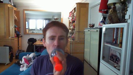 Wiwi égratigne "with love baby" de Witloof Bay