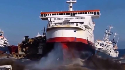 TOP 2017 Boat Crash! Best of Crazy Boat Accidents! Ship Crash Compilation Most Epic Fails Ever! !!-n3RH