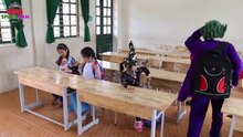 Frozen Elsa & Spiderman  AT SCHOOL Learn COLOR! Anna is Teacher! w_ Prank Joker Hulk Superhero fun-JP8TJR