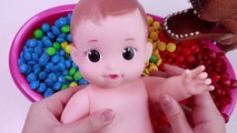 Bad Baby Doll Crying Bath Time Learn Colors With m&m Nursery Rhymes Finger Song-BeISbS-