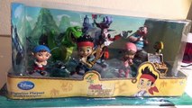 Unboxing Disney figurineasdset Jake in the Never Land Pirates Treasure Chest-Aximujdfv