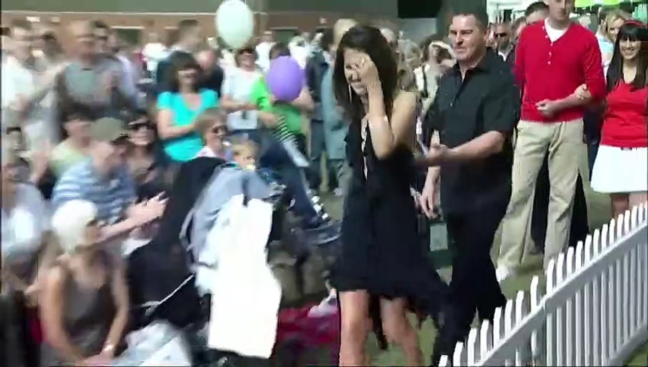 Dancing larki Reham watch video