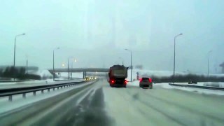 TOP IDIOT Winter CRAZY DRIVERS, CRAZY FUNNY 2016 December HUGE FAILS-cjT