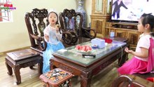 Frozen Elsa vs Spiderman  ELSA Supergirl Go to MARKET buy Clothes, Meat, Chicken, Egg! w_ Kids fun-jVbH