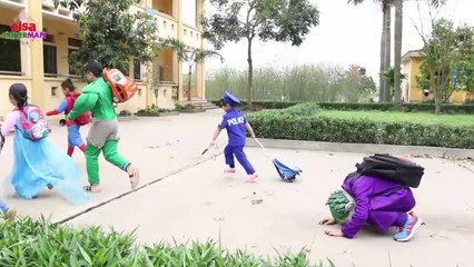 Frozen Elsa & Spiderman AT SCHOOL Learn Number! Prank Joker Maleficent Teacher! Superhero fun-P1G