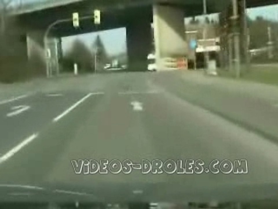 Car-Corner-Flip