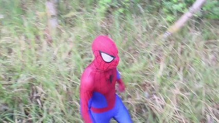 New Spiderman Bath Time - In Real Life _ Tropical Island Adventure _ Superhero Movie-PJ9g