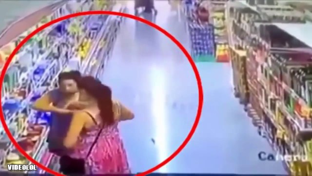 Women Caught on Stealing 2017! GIRLS GET CAUGHT STEALING ON CAMERA 2017 ! Thieves Caught On Camera-Ks