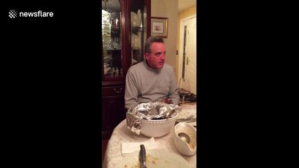 Couple use dogs to announce they are expecting a baby