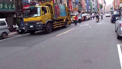 Taïwan : un camion-poubelles à musique