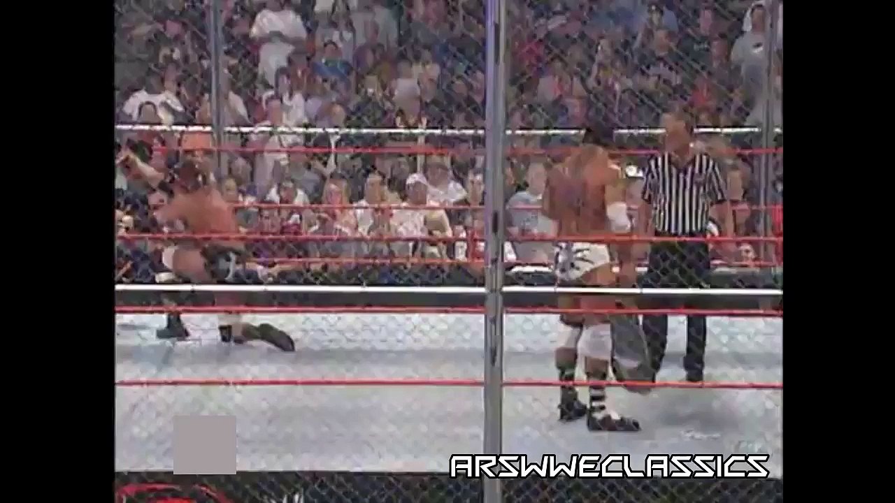 Roman Reigns gets Booed at the WWE Hall of Fame 2017 (HD)Roman Reigns gets Booed at the WWE Hall of Fame 2017 (HD)