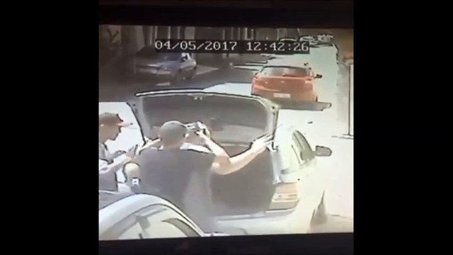 Câmera flagra mais um roubo de carro na Serra
