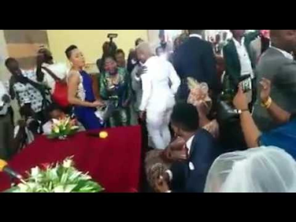 MARIAGE BEYNAUD : Zota et Fallone font le Show