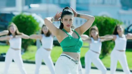 shruti hassan navel shake