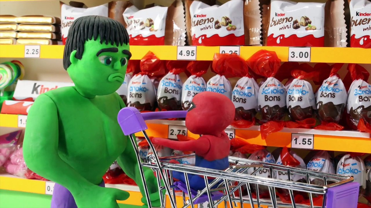 FROZEN ELSA BABY & HULK ON THE TOBOGGAN  Superheroes & Frozen Play Doh Cartoon Stop Motion