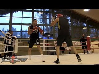 KLITSCHKO SPARRING FOR JOSHUA! WORKING ON HEAD MOVEMENT & FOOTWORK!