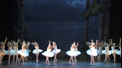 Trích đoạn vở múa - Hồ thiên nga - Nhà hát nhạc vũ kịch Việt Nam