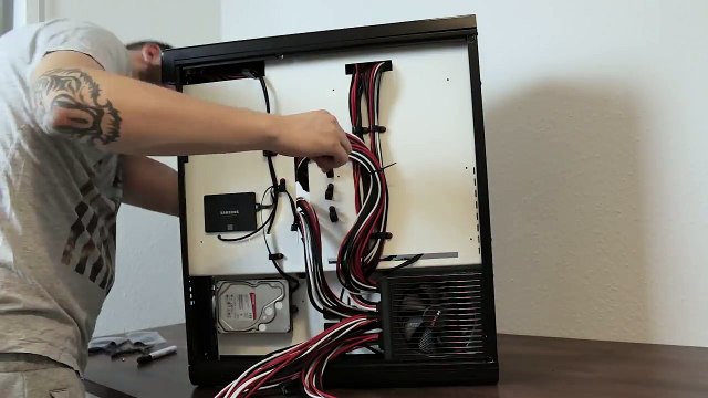Timelapse Build Phanteks Enthoo Primo Big Red + PC Porn