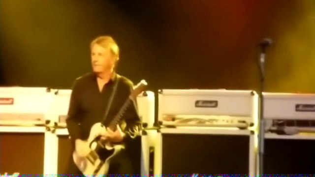 Status Quo Live - Caroline(Rossi,Young) - Audience Shot - Donaubühne,Tulln, Austria 30-6 2012