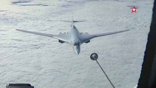 Tu - 160 Russian Bomber jets gets air refuel.