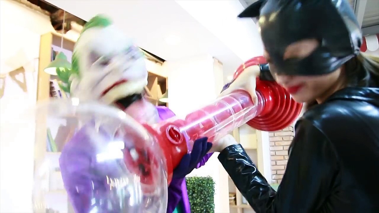 Spiderman Frozen Elsa & Joker Funny Gumball Machine Batman Anna Dance - Superhero in Real Life Movie