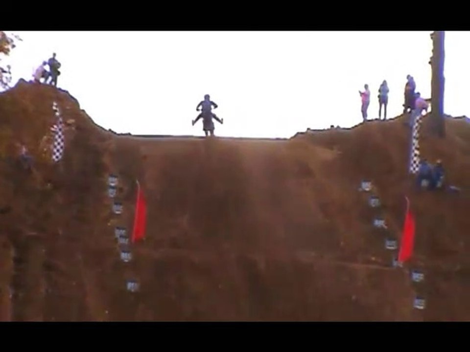 bike hill racing video 2017