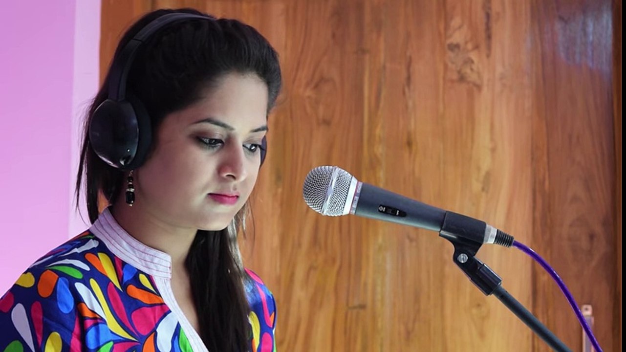 Aye Mere Humsafar - Cover By Amrita Nayak - Qayamat Se Qayamat Tak_All Is Well - YouTube_4