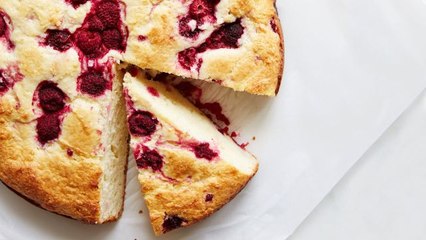Super Easy Raspberry Ricotta Cake