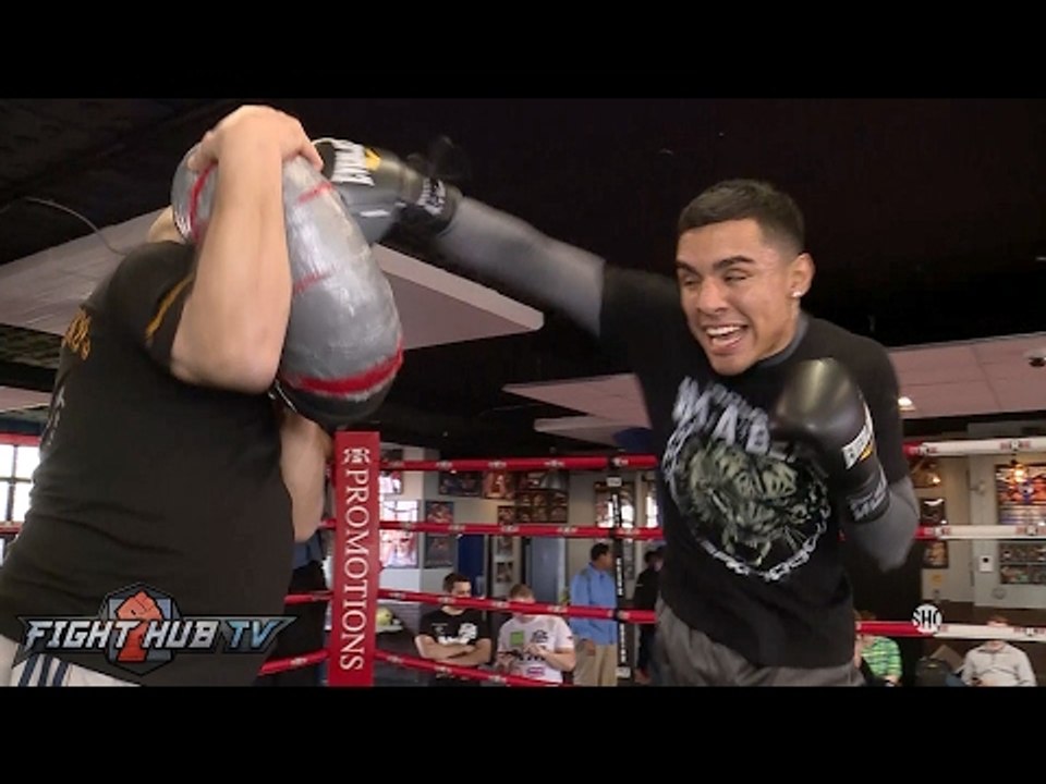 Adrian Granados shows wicked right hand & thudding body shots days away from Broner fight