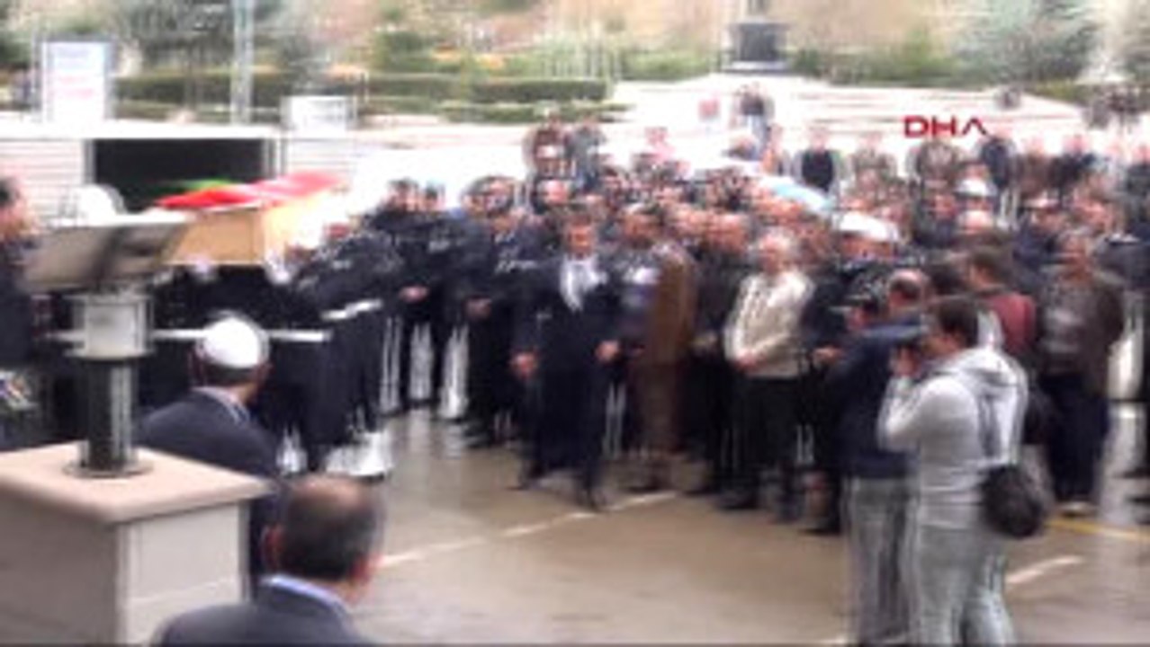 Kırıkkale Görevi Başında Kalp Krizi Geçiren Polis Memuru Hayatını Kaybetti