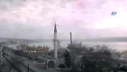 Rus Savaş Gemisi İstanbul Boğazı'ndan Böyle Geçti