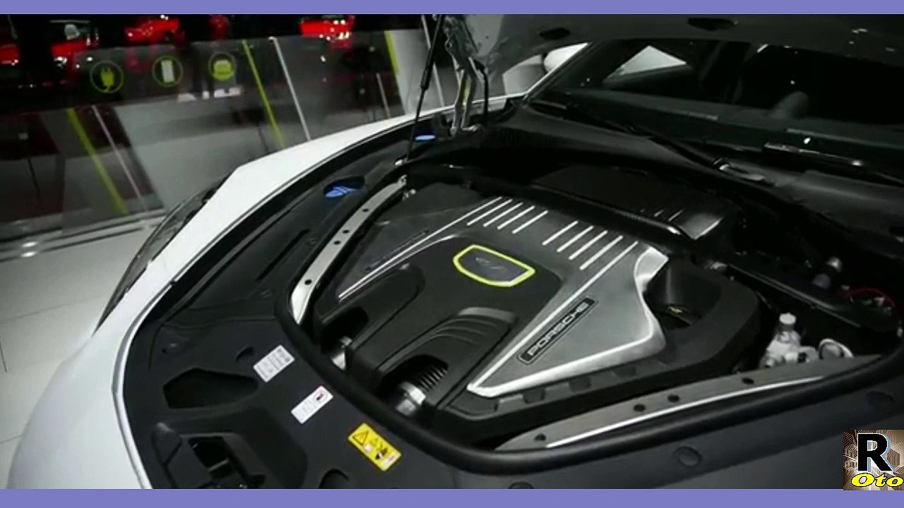 Upcoming 2018 Porsche Panamera Turbo 4 E-Hybrid_Engine Concept And Specification
