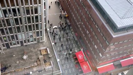 Une camionnette renverse plusieurs personnes à Stockholm