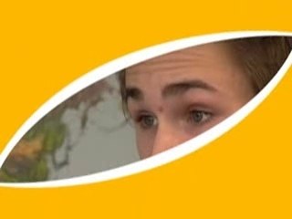 Cerveau humain. Fou rire bête