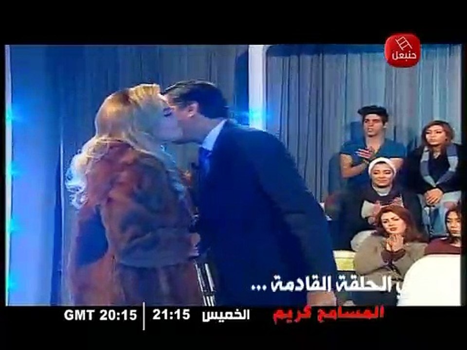 نرمين صفر تبكي اثر حضورها في برنامج -