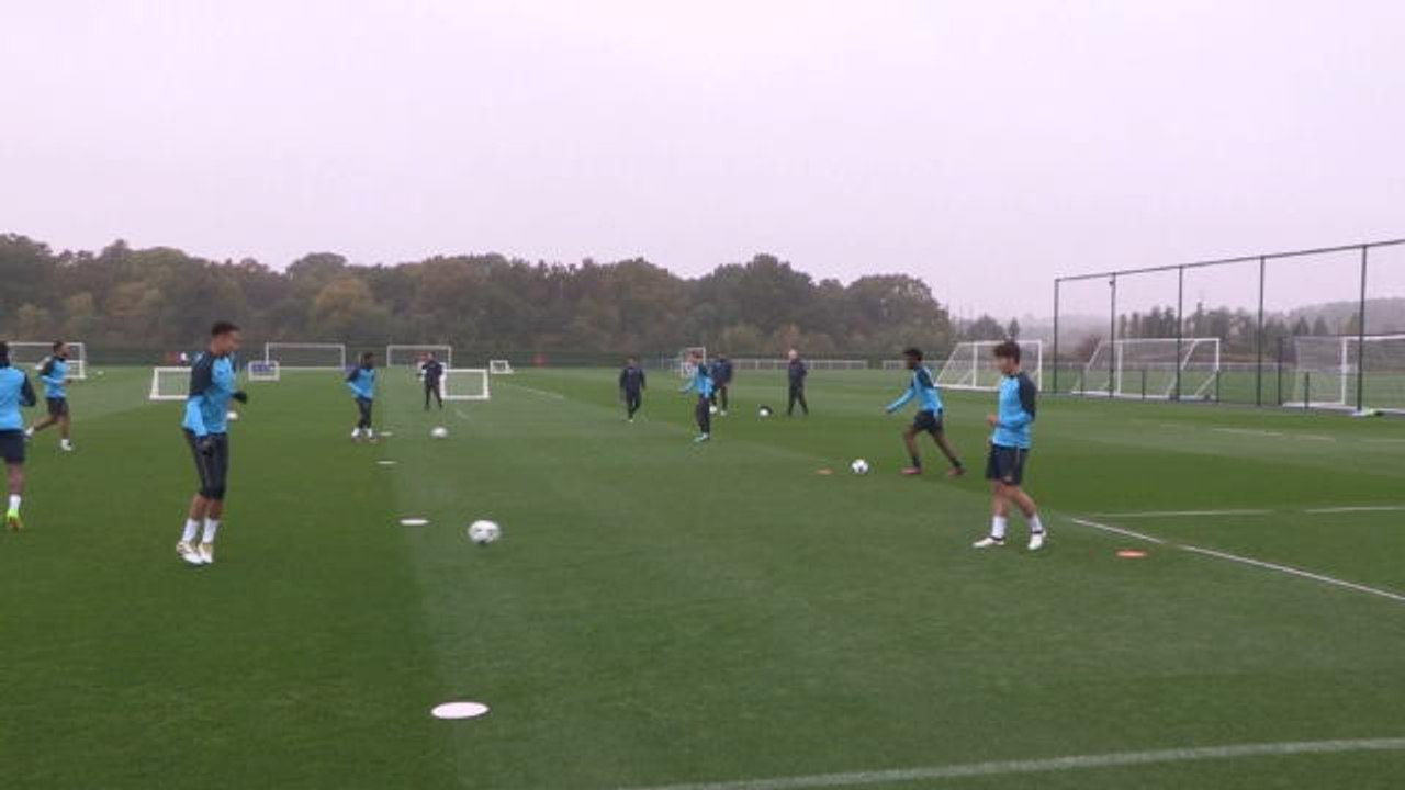 Spurs won't be playing mind games with Chelsea - Pochettino