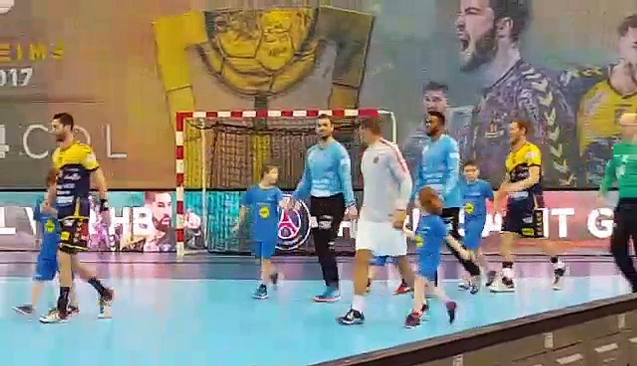 [Final4CDL] Entrée des équipes : PSG et Saint-Raphaël