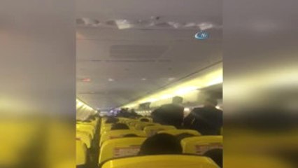 Ankara-Bingöl Seferini Yapan Uçağa Yıldırım Çarptı