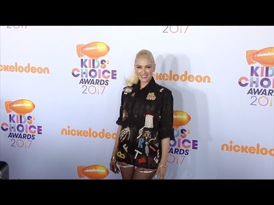 Gwen Stefani 2017 Kids' Choice Awards Orange Carpet