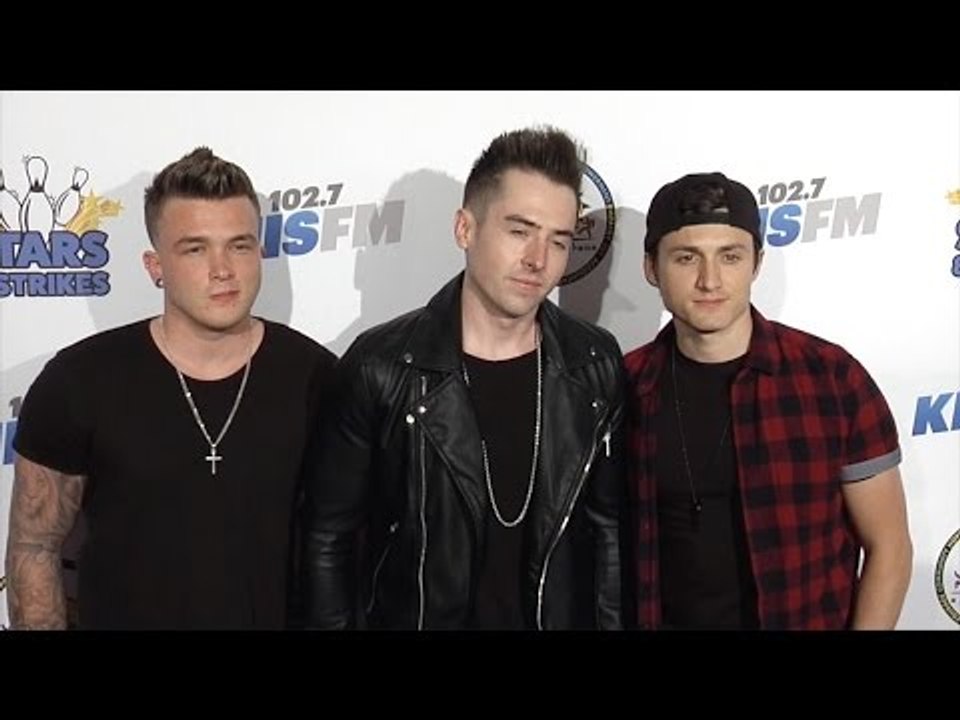 Evaride 2017 Stars & Strikes Celebrity Bowling Event Red Carpet