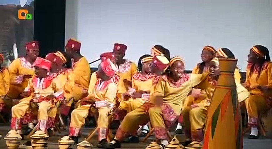 Africans praising God