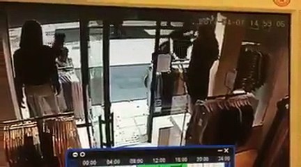 Attentat de Stockholm : les images d'une caméra de surveillance