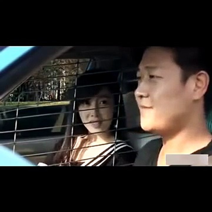 美女问你要微信，一定要给啊，哈哈！！