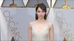 Felicity Jones 2017 Oscars Red Carpet