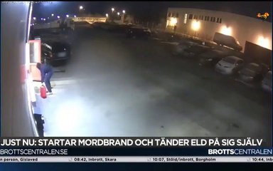 Arsonist is set on fire while trying to burn a garage of cars in Sweden