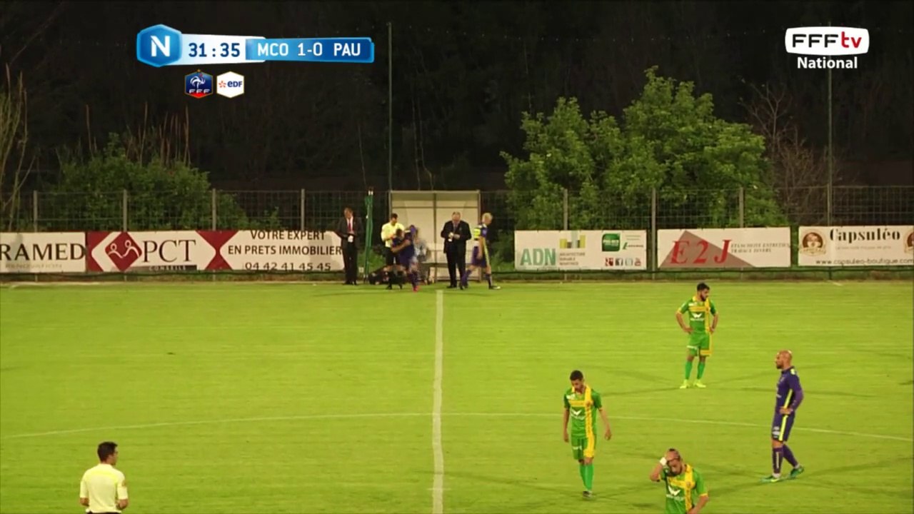 Sortie de Julien Romain suite à sa blessure