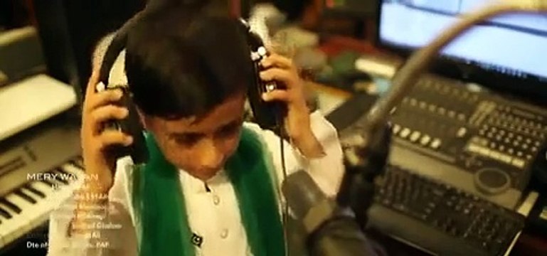 Pakistan Air Force - PAF - A little Boy Singing a song for PAF