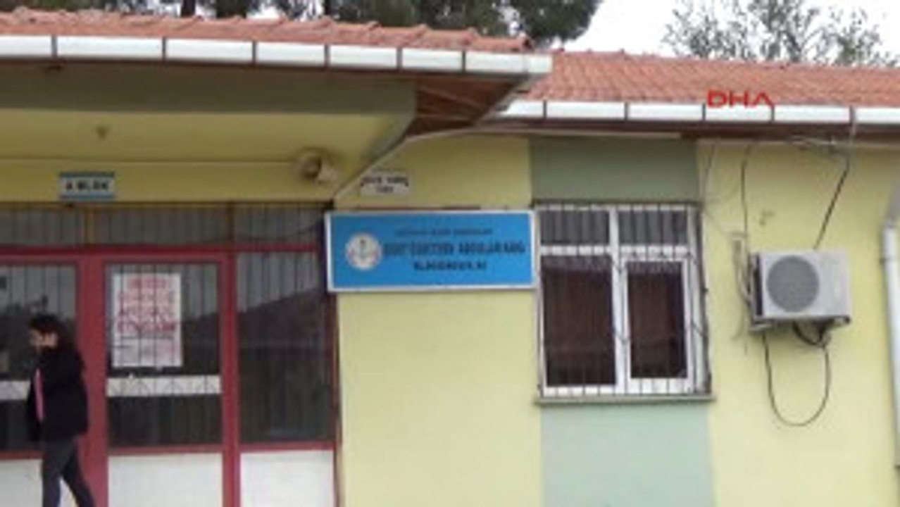 Antalya Şehit Öğretmenin Adının Verildiği Okul Kapandı