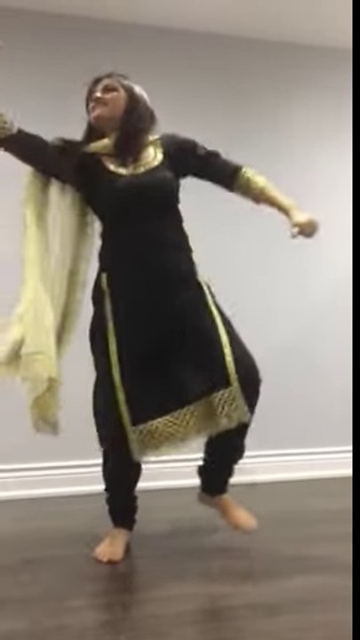 Cute girls amazing dance performance